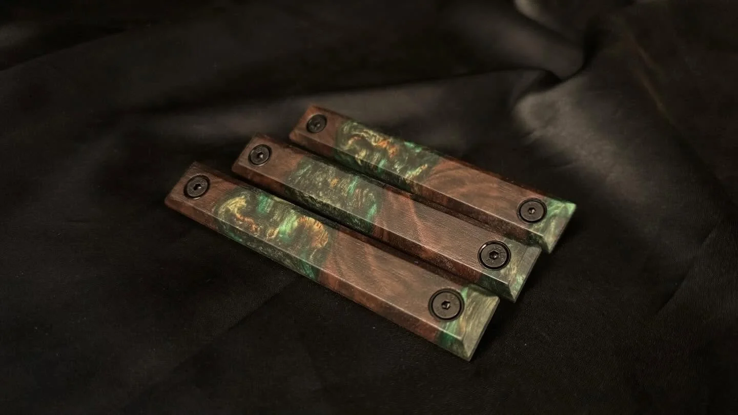 This set is going up on the site later today!  Merry Christmas!