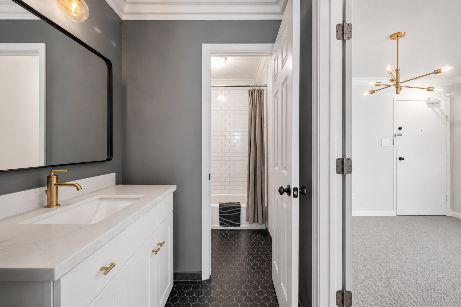 Bathroom (photo taken 3 years ago; staging removed by AI)