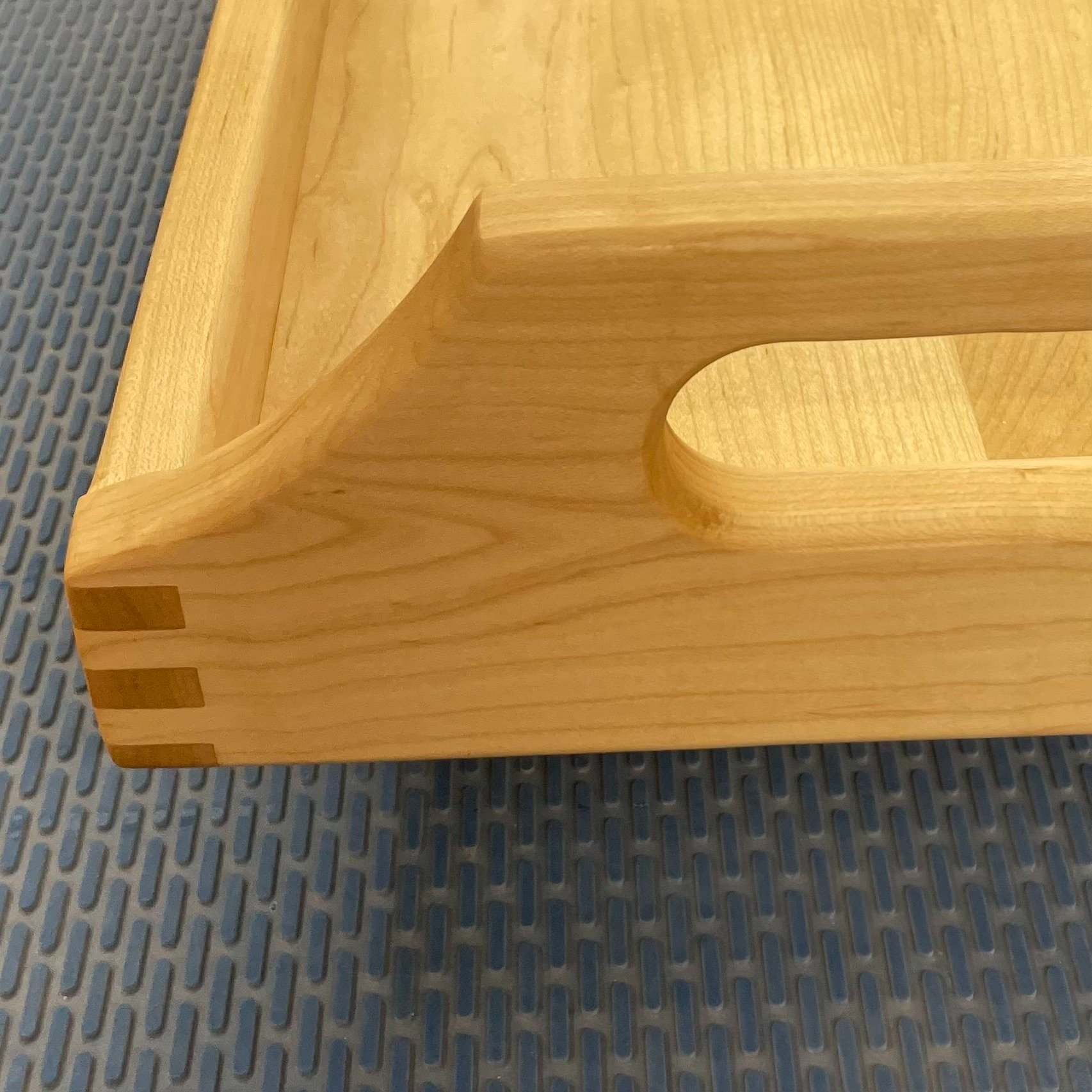 Butler's Tray with Box Joint corners