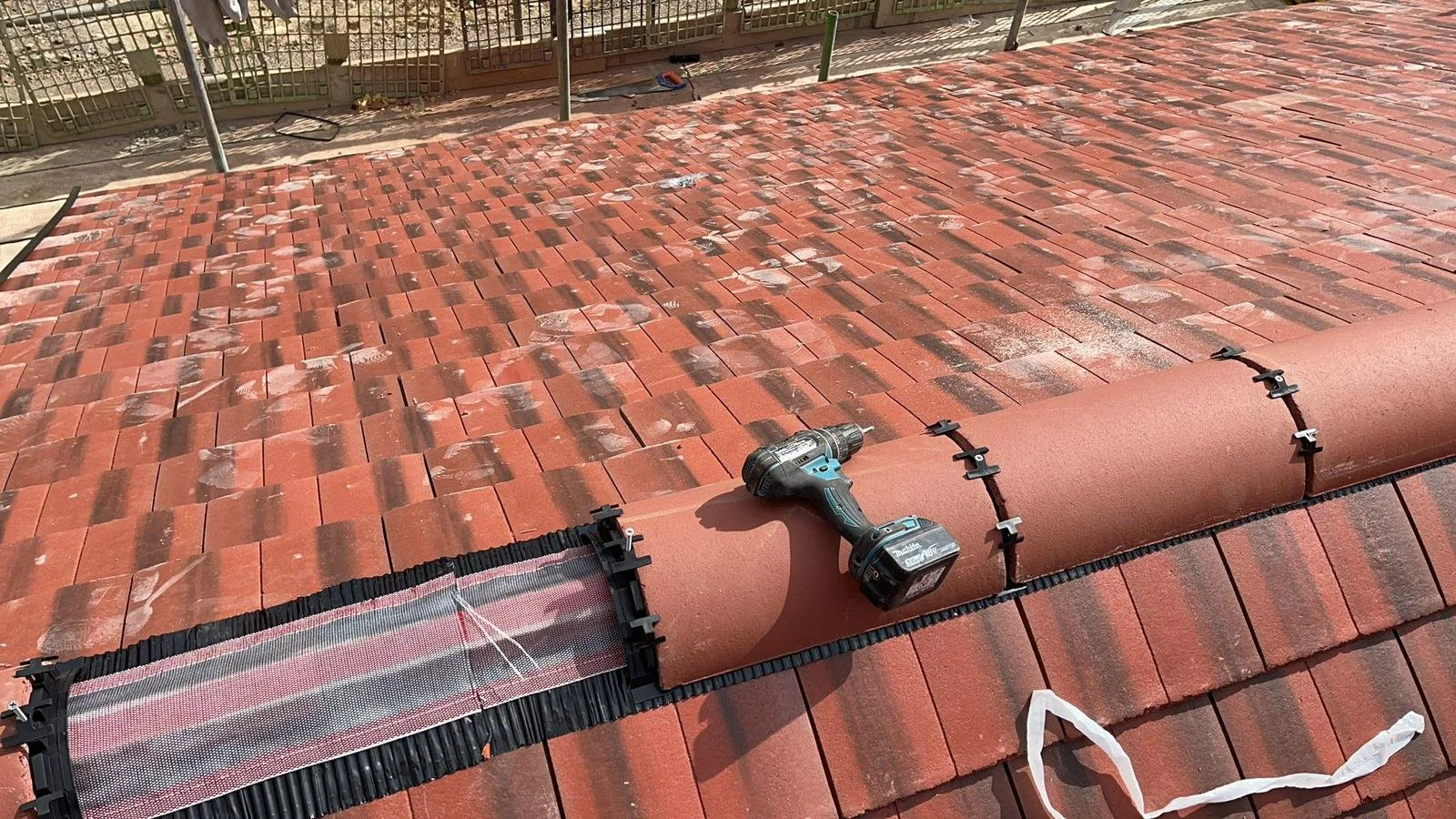 Dry ridge system on new build roof by MD Roofing