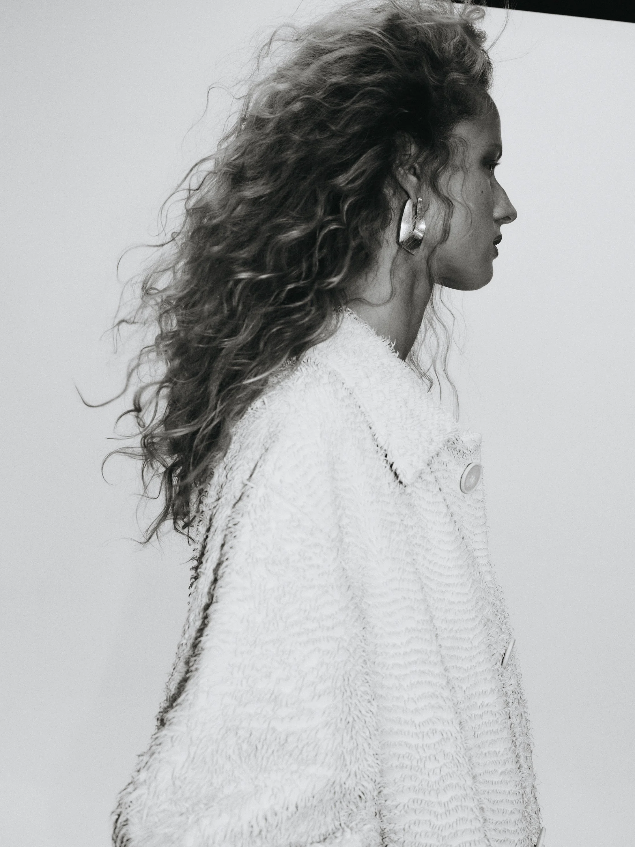 tricja-cotterrill-harpers-bazaar-janne-rugland-editorialHarpers Bazaar_Kate_03_8762BW.jpg