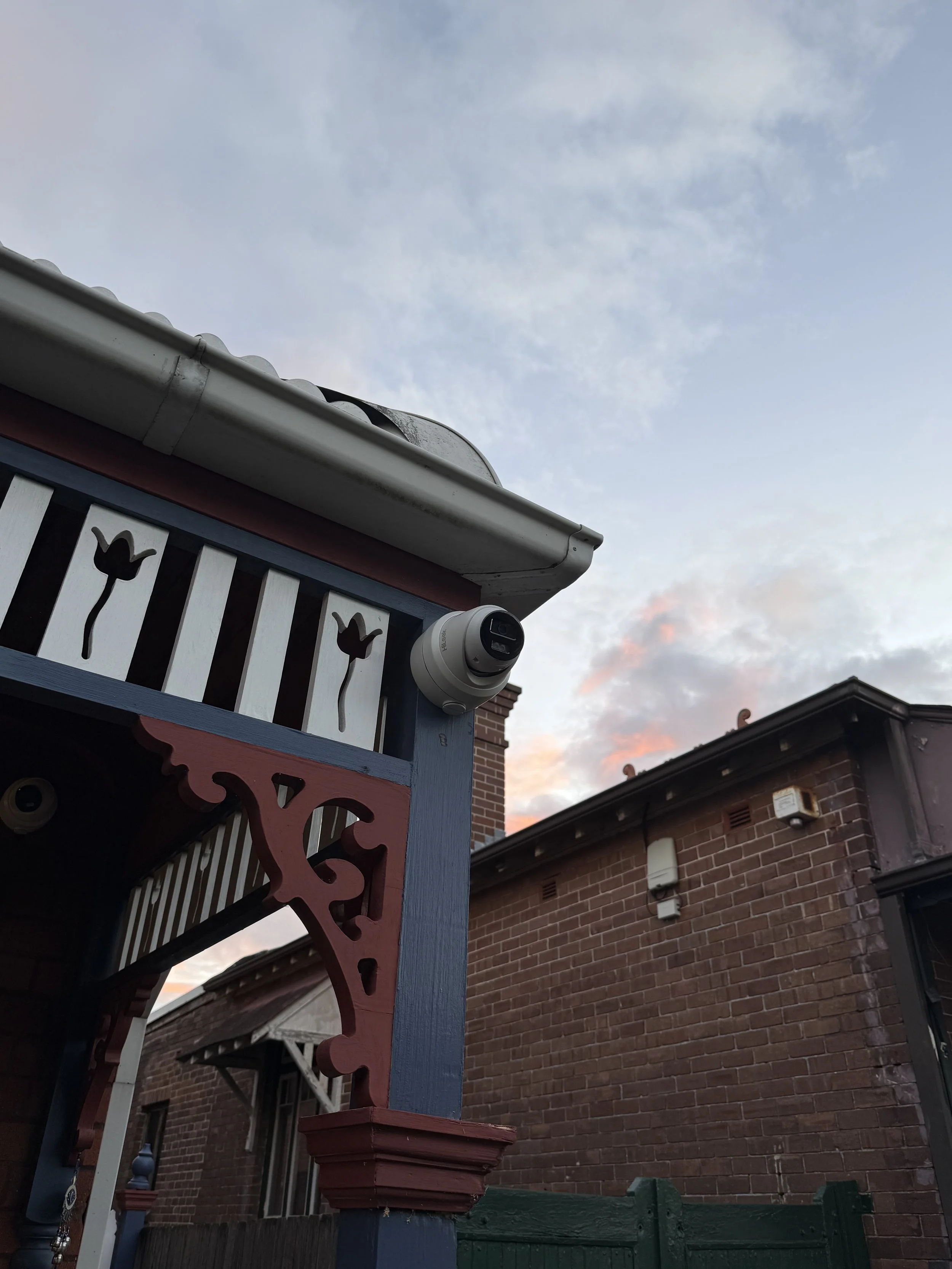 HiLook 8MP All-In-One camera protecting a residential house.