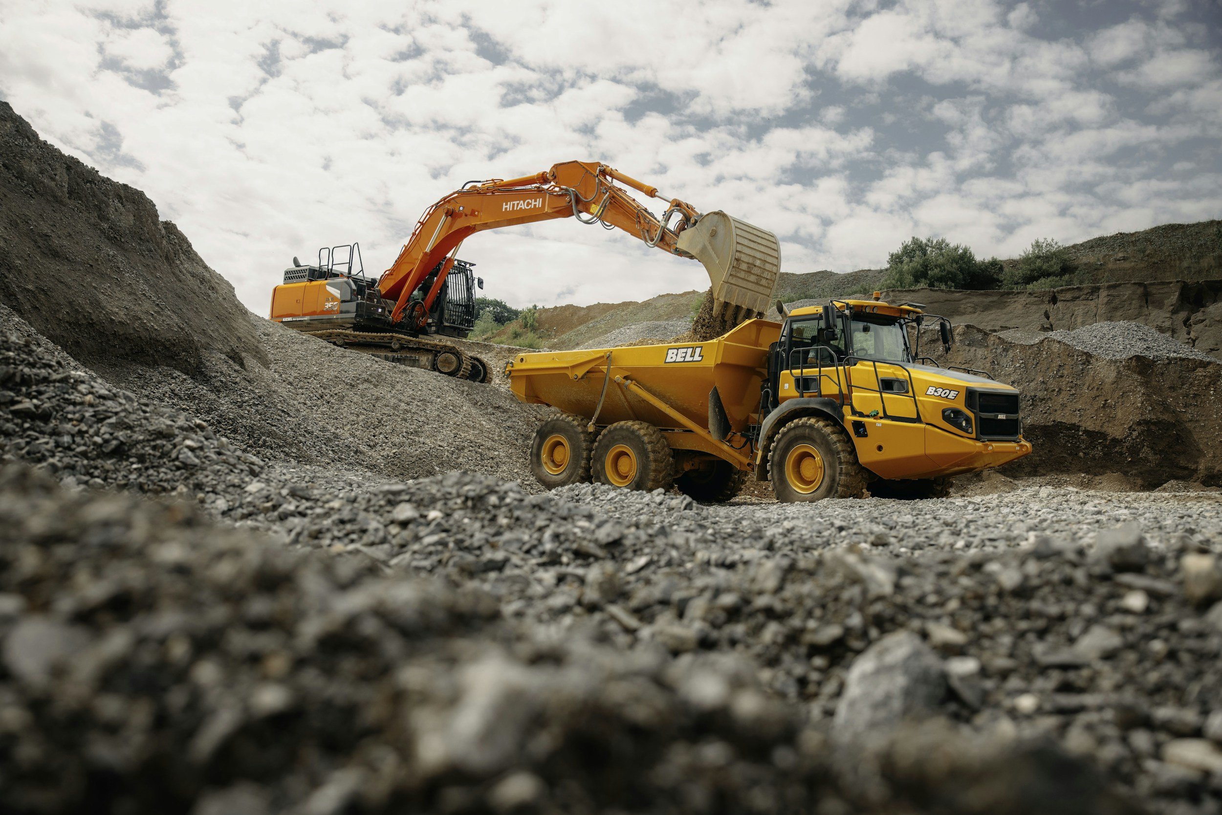 Solar farm civil works services
Wind farm civil engineering projects
Civil construction for solar farms
Civil works for wind energy projects
Solar and wind farm civil infrastructure
Renewable energy civil works contractor