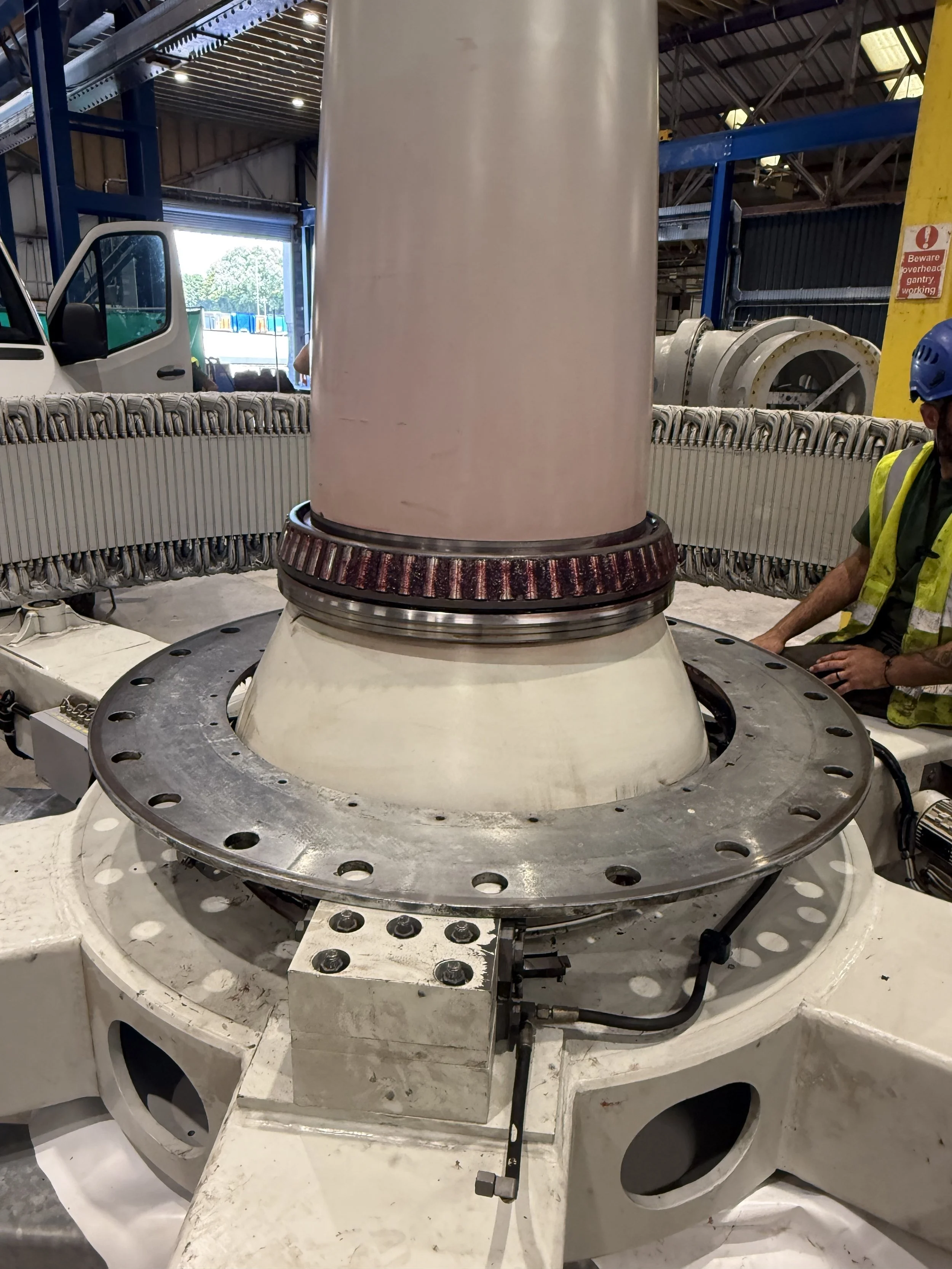 Enercon E48 generator and hub bearing refurbishment