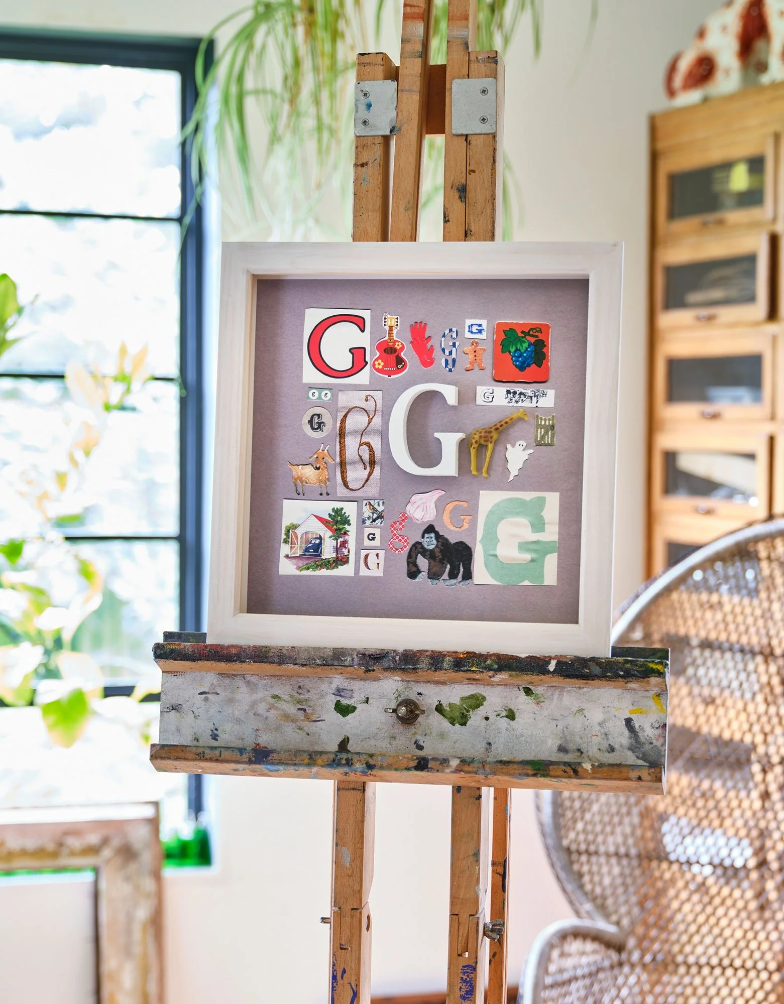 alphabet G letter art
