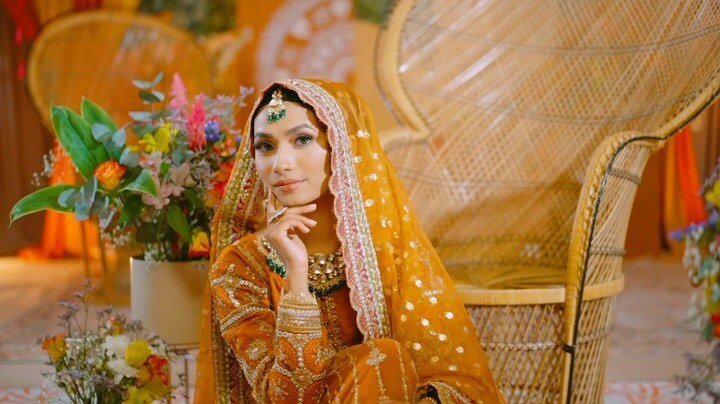 Farhana’s Mendhi π₯
Colourful & Joyful vibes! π§‘
Cinematography: @vogueeventslondon
Stunning Decoration by: @eventsbyfairydust
Outfit: @amayrah.official
Jewellery: @jewels_byjazz
MUA: @shakiraalimua
Bride: @_farhanarahmanphotography_