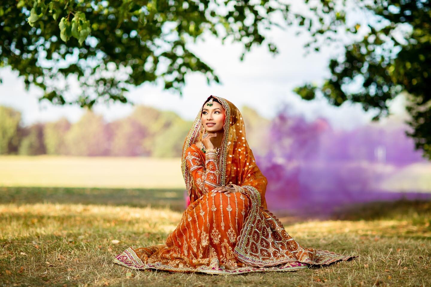 How cute does Farhana look π
Watch this space for her full event fully hosted by @vogueeventslondon @mrvogue_events @ray_vge @tammy_vogue_events @maisha.mc
Bride: @_farhanarahmanphotography_
Stunning bespoke mendhi decor by our favourite @event