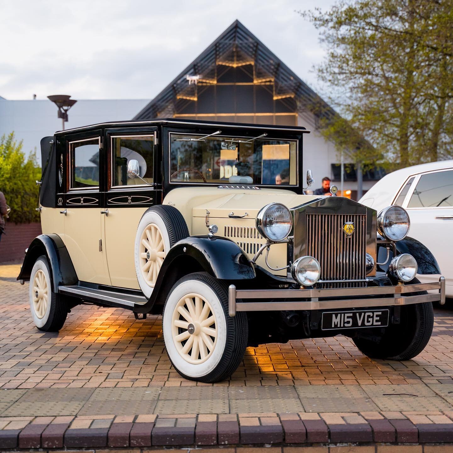 Vintage Viscount π©
For any enquiries please fill in the quotation/booking form link on our bio to reserve your date. π©
——————————————————&m