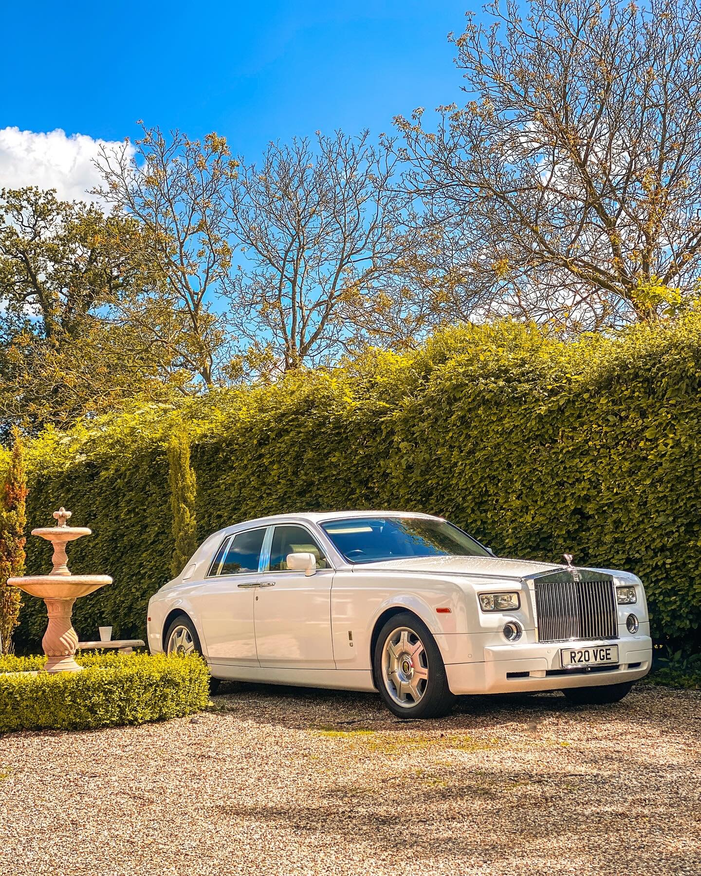 πEssex
#rollsroycephantomessex #essexweddingcars #rollsroyce
For any enquiries please fill in the quotation/booking form link on our bio to reserve your date. π©
————————————&