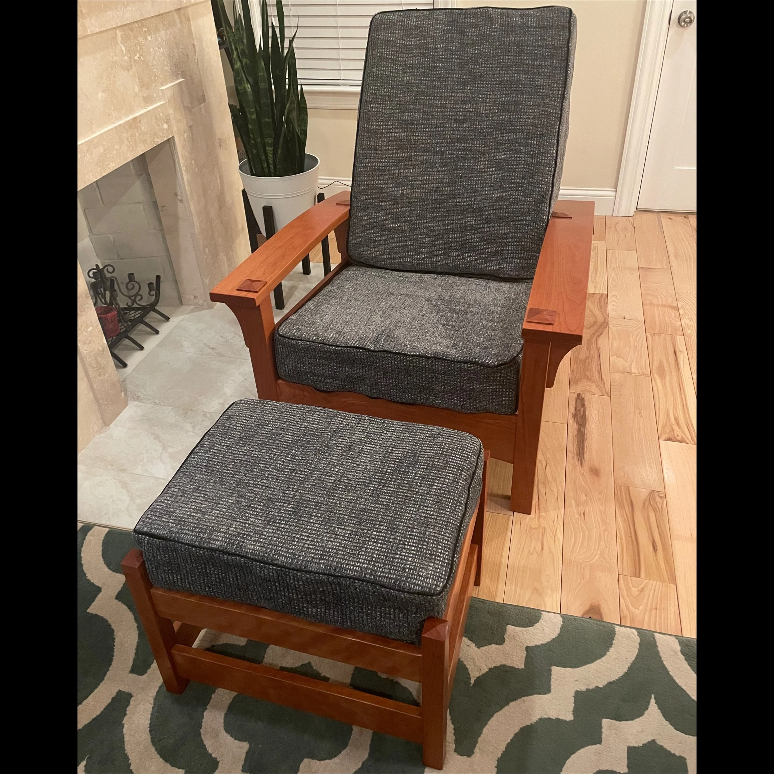 Morris chair.JPG
