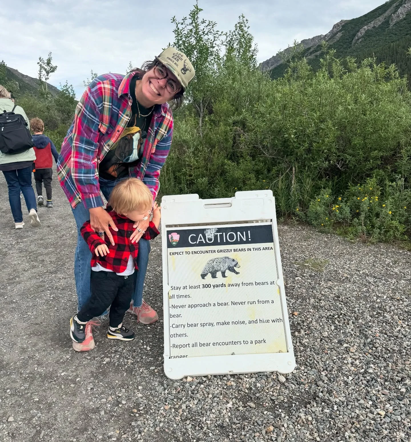 Hello hello!!!! She’s back! Well, we just had the most amazing once-in-a-lifetime Alaskan adventure and I cannot even believe it’s over! We saw a moose mama and her babies and otters and whales and glaciers and mountains and rainbows and