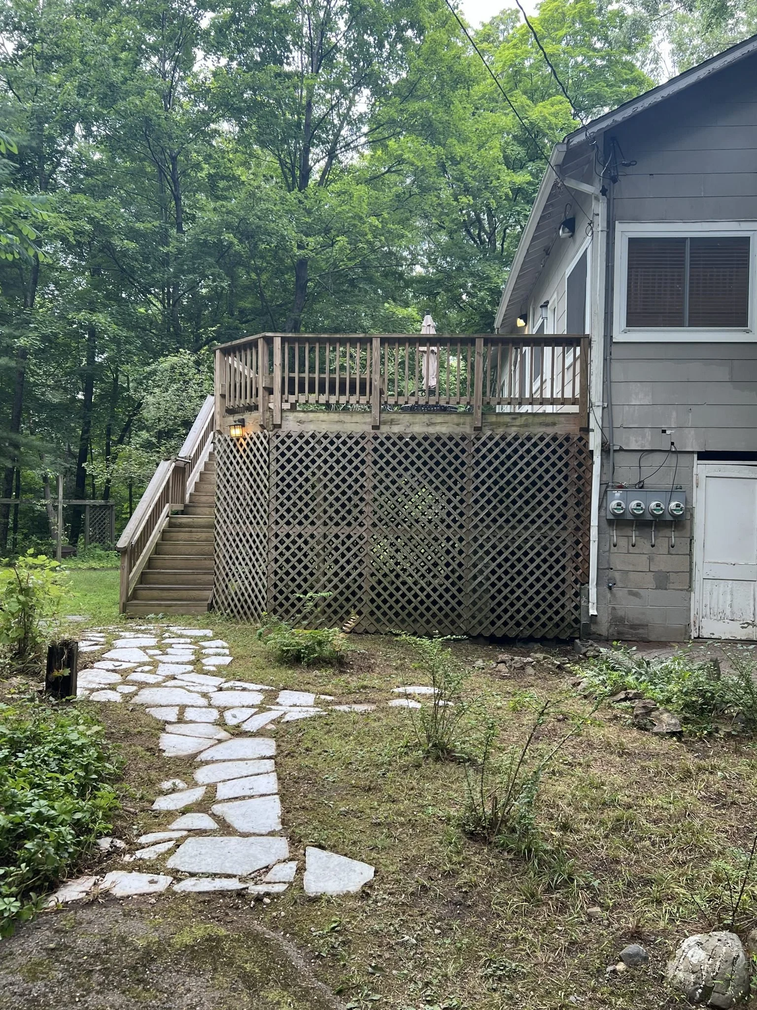 Renovated Private Retreat (19C) 1BR +sleeping loft $127,500