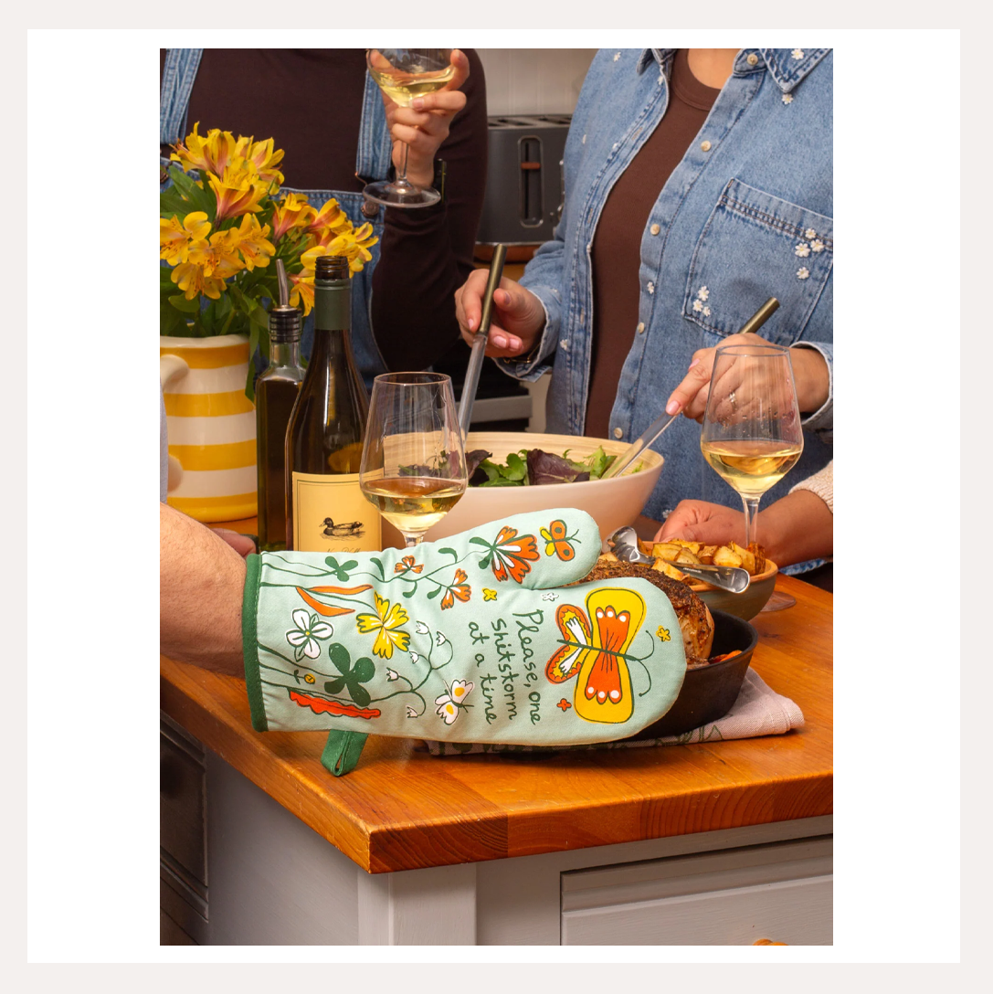 one shitstorm oven mitt 3.png