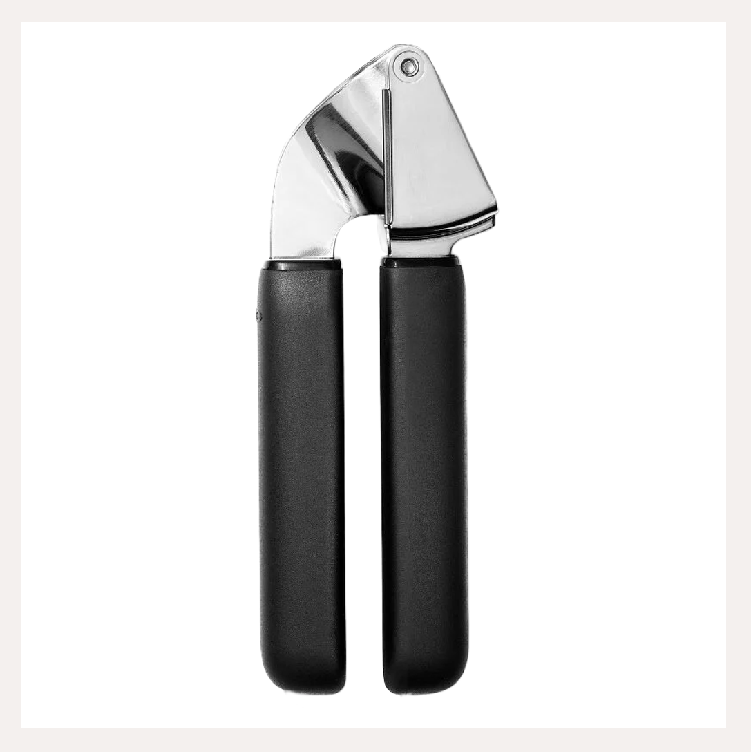 garlic press oxo 1.png