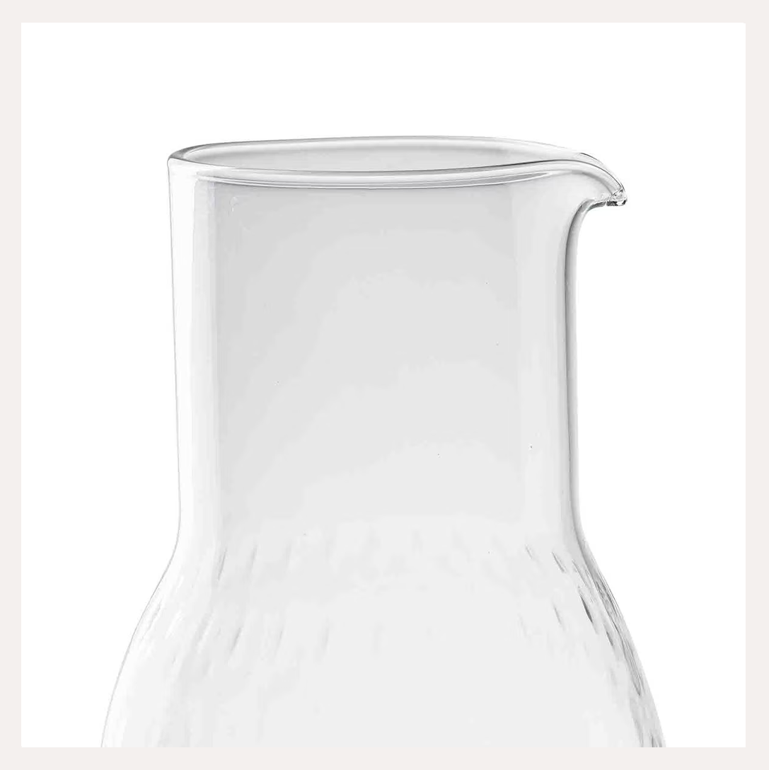 glass carafe 3.png