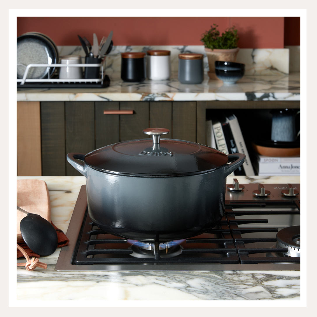 halo cast iron pot 5.png