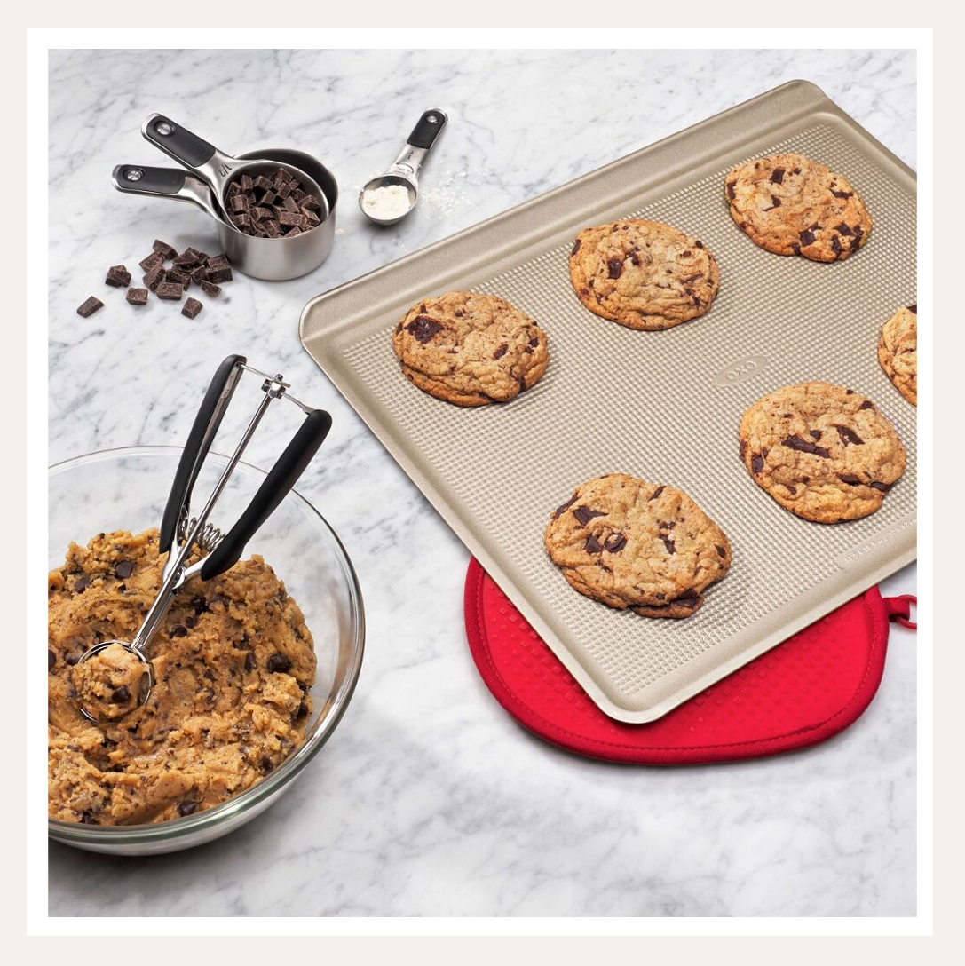 medium cookie scoop 2.png