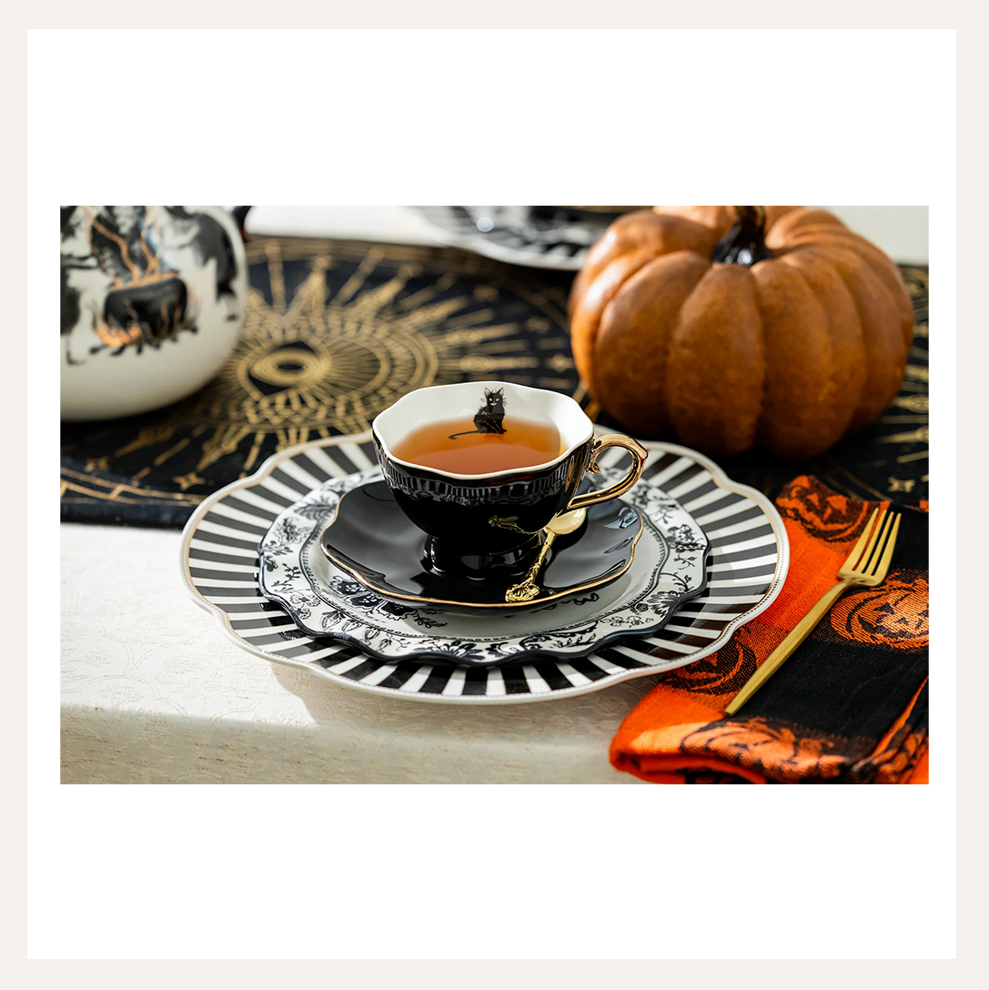 black cat teacup 2.png