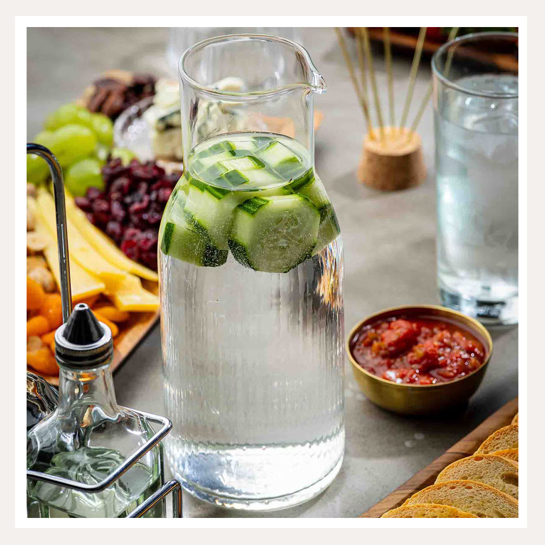 glass carafe 6.png