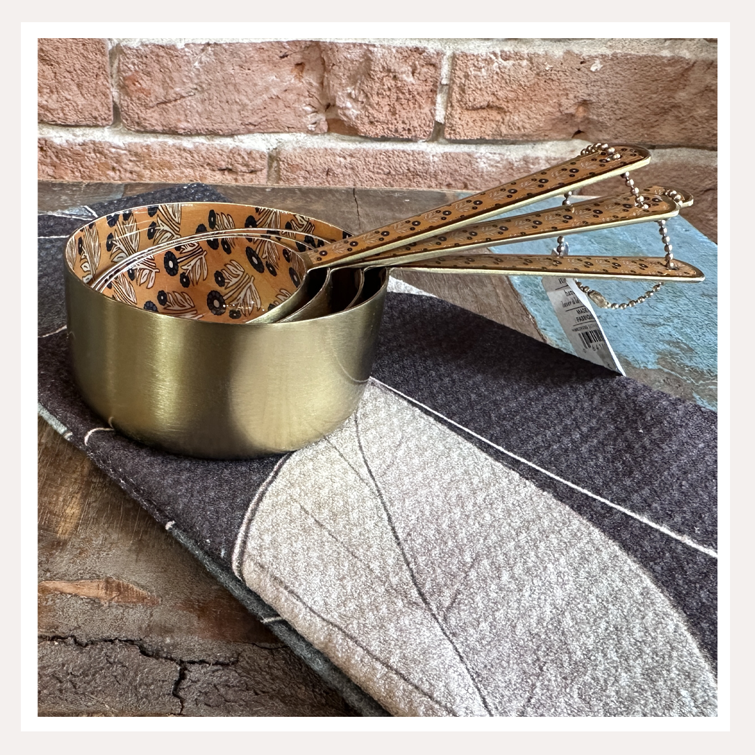 zest measuring cups 6.png