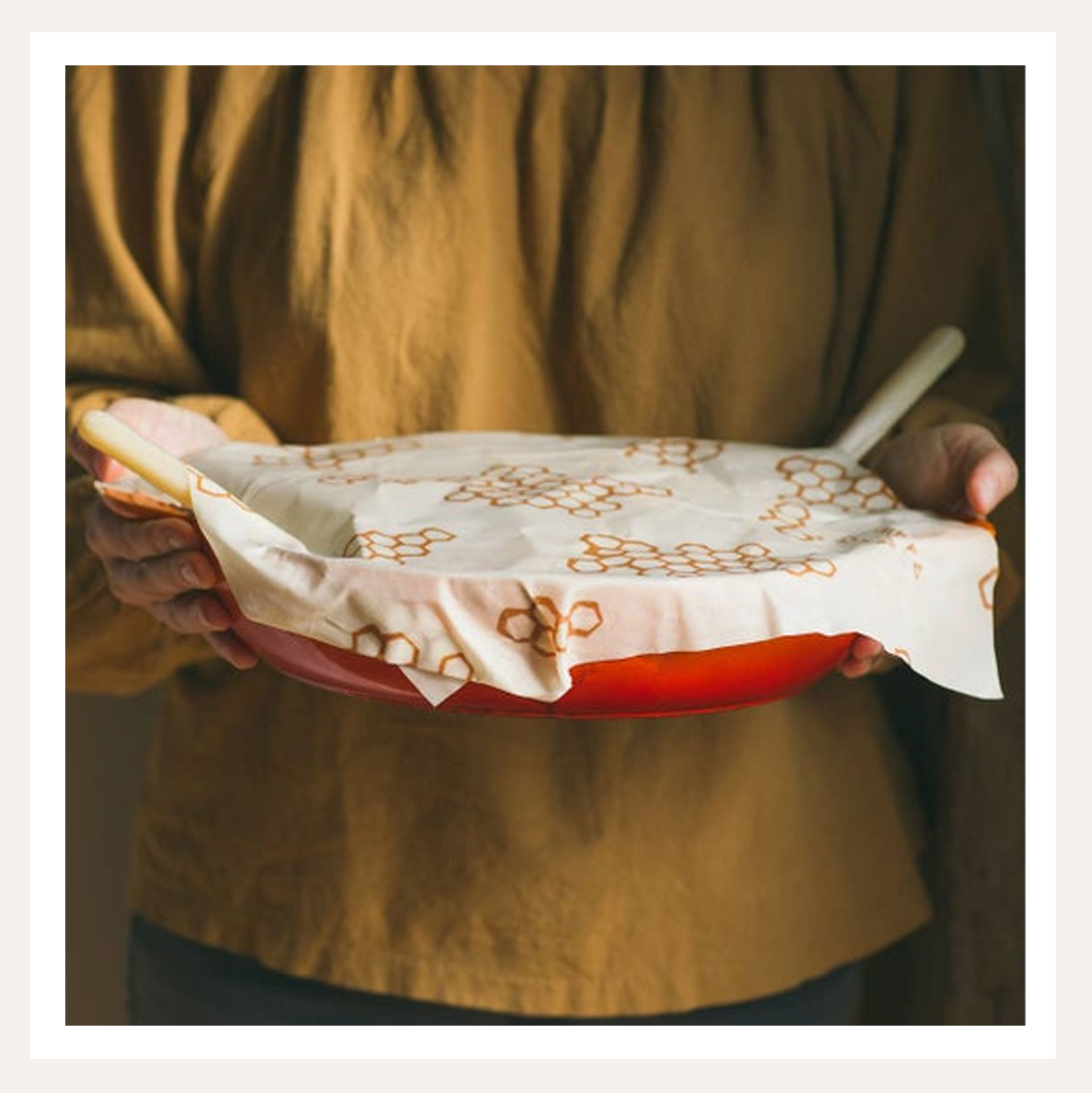 honeycomb bee wrap bread.png