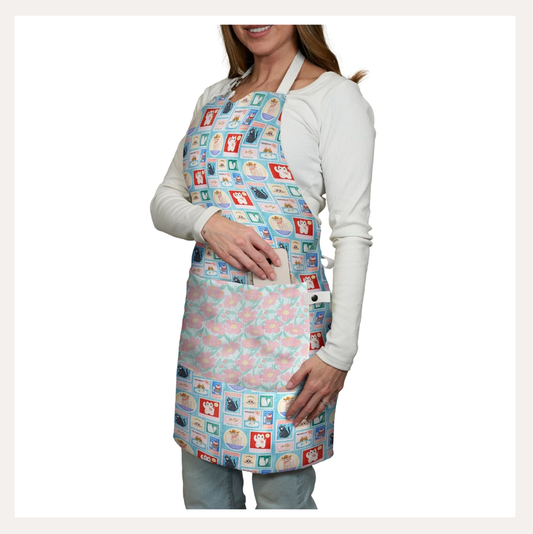 cat mail apron 2.png