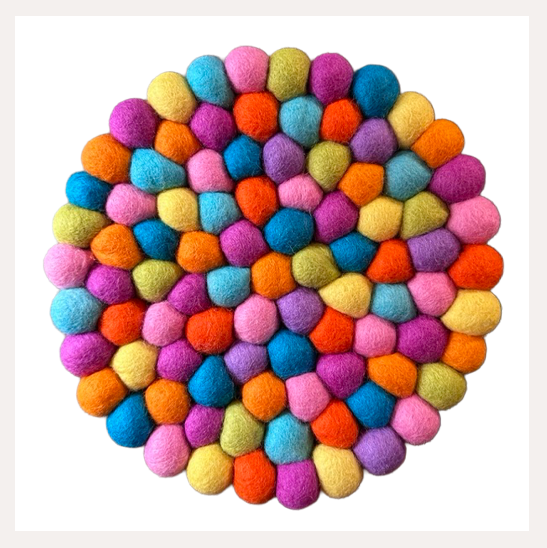 rainbow trivet 2.png