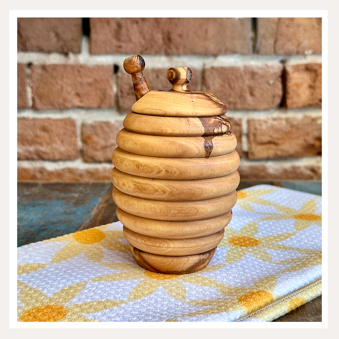 olivewood-honey-jar-2.png