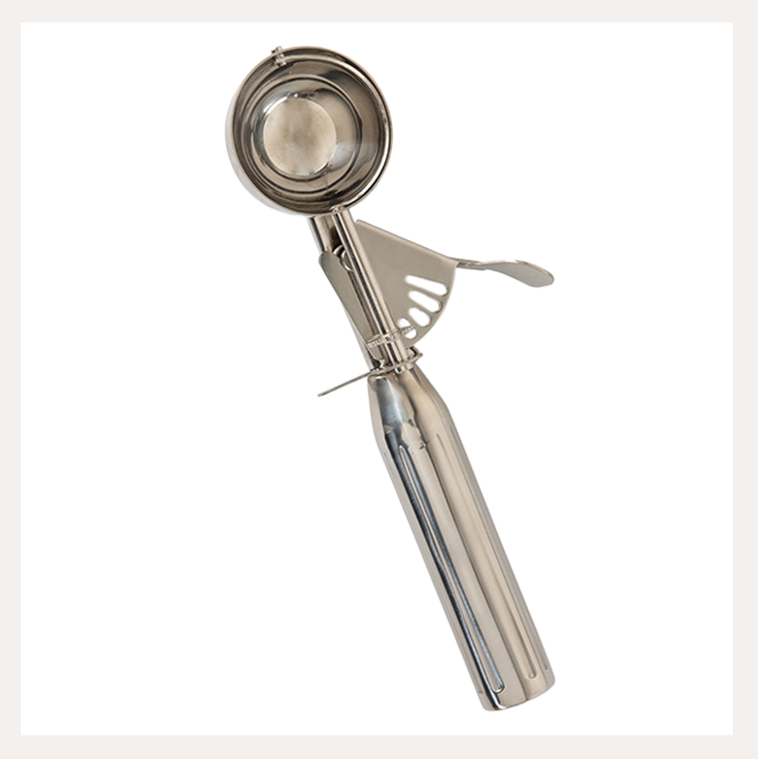 Large Cookie Scoop | Nordic Ware®