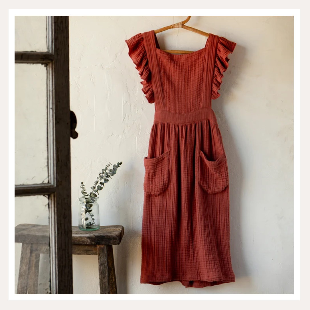 ada apron sumac 2.png