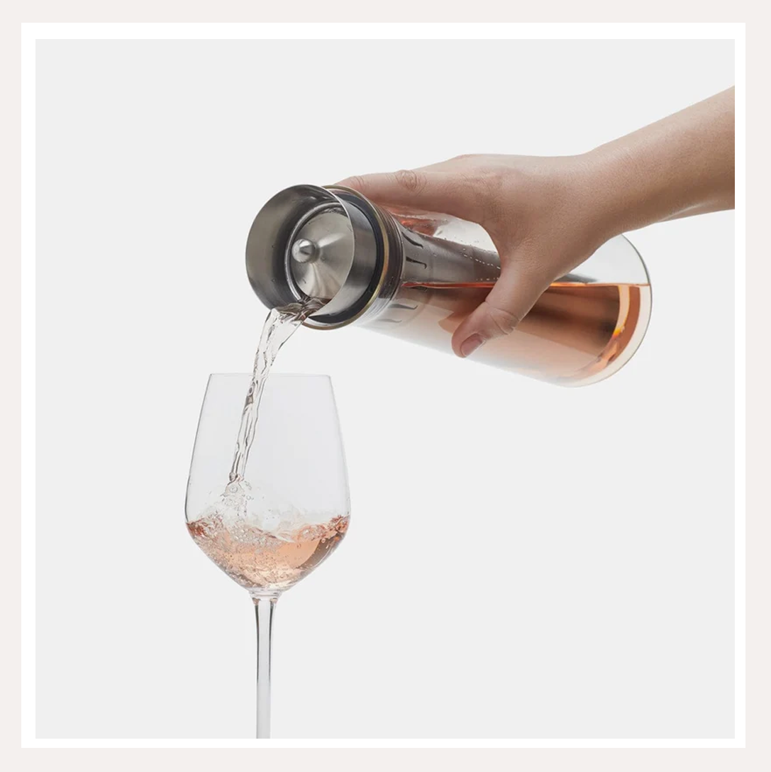 wine chilling carafe 7.png