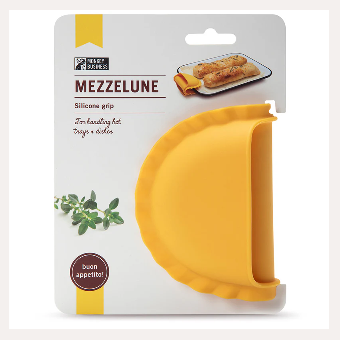 pasta oven mitt 7.png