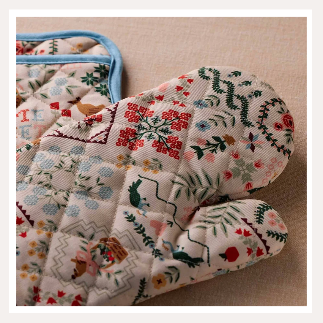 home sweet home oven mitt 2.png