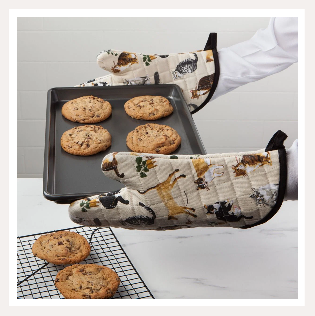 cat collective oven mitt 3.png