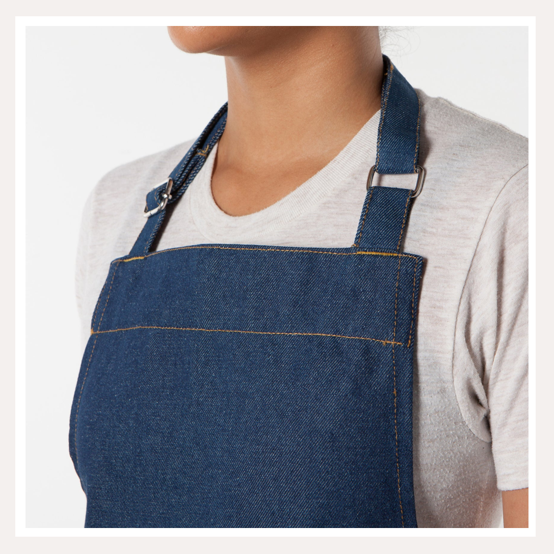 denim apron 3.png