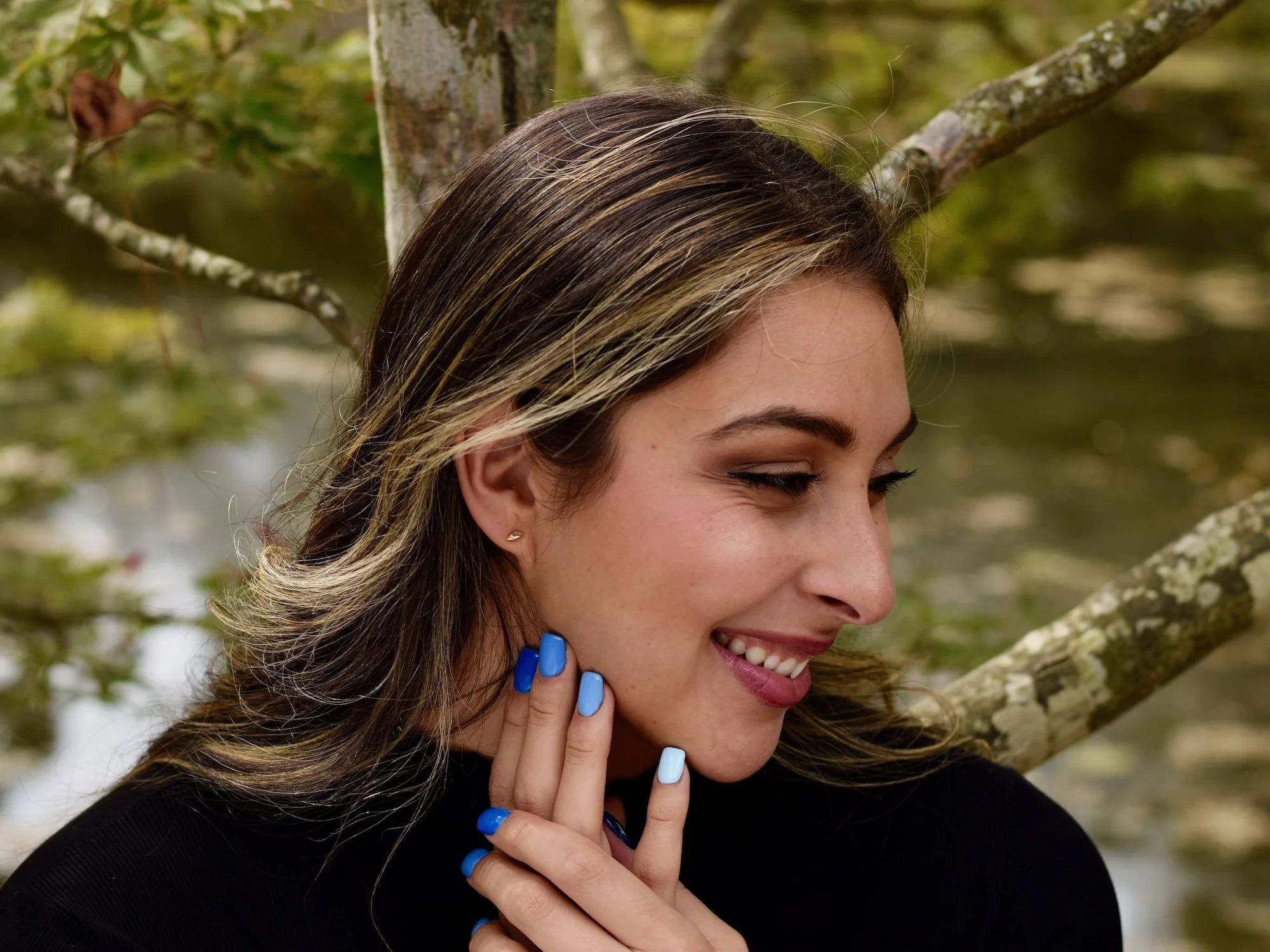 garlic chive gold earrings - 2.jpeg