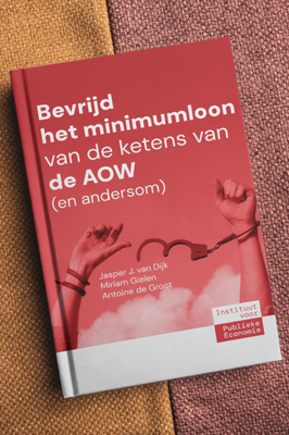 Bevrijd het minimumloon van de ketens van de AOW (en andersom)