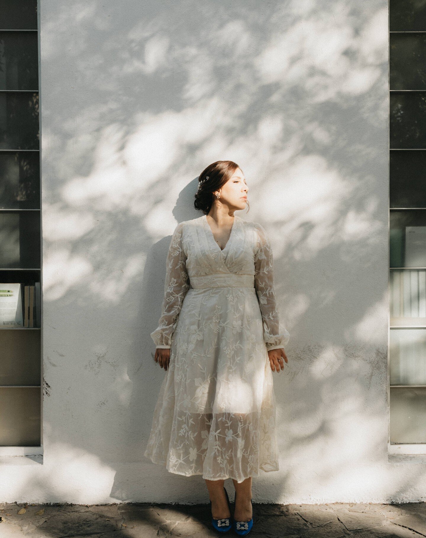 &quot;I will be here when the laughter turns to cryin', through the winning, losing and tryin' we'll be together 'cause I will be here...&quot; 🌿
.
.
.
.
.
.
.
#mexicanweddingphotographer #authenticlovemag #junebugweddings #isaidyes #weddinginspirat