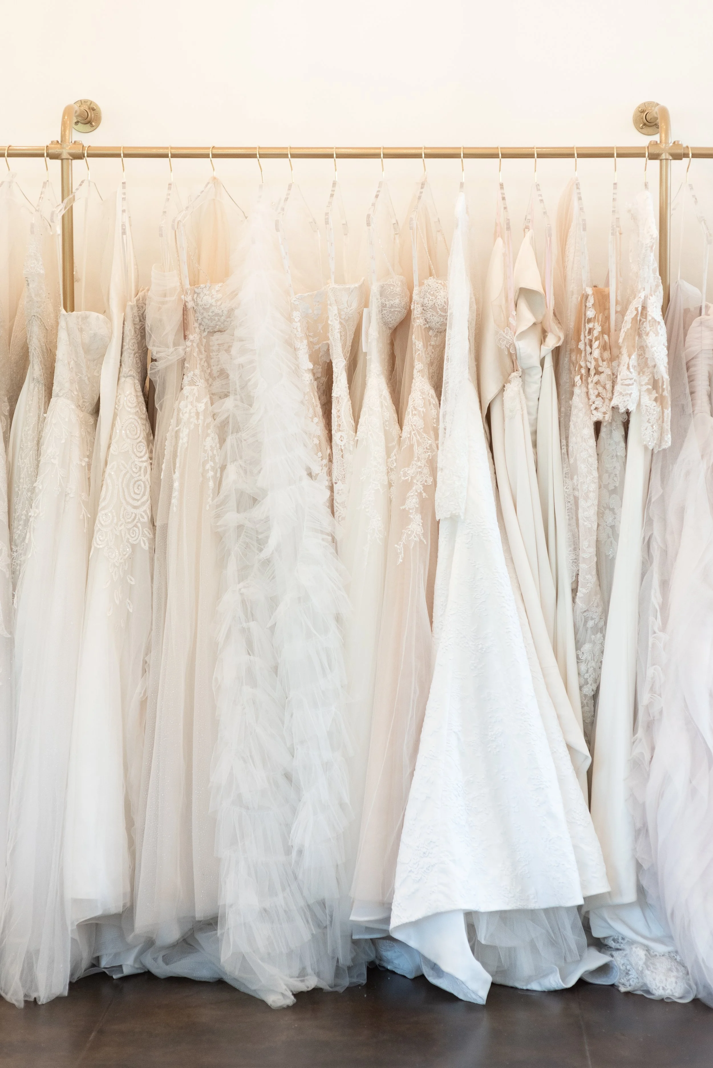 La Mariée Boutique - Wedding Dresses for the Timeless, Romantic Bride ...