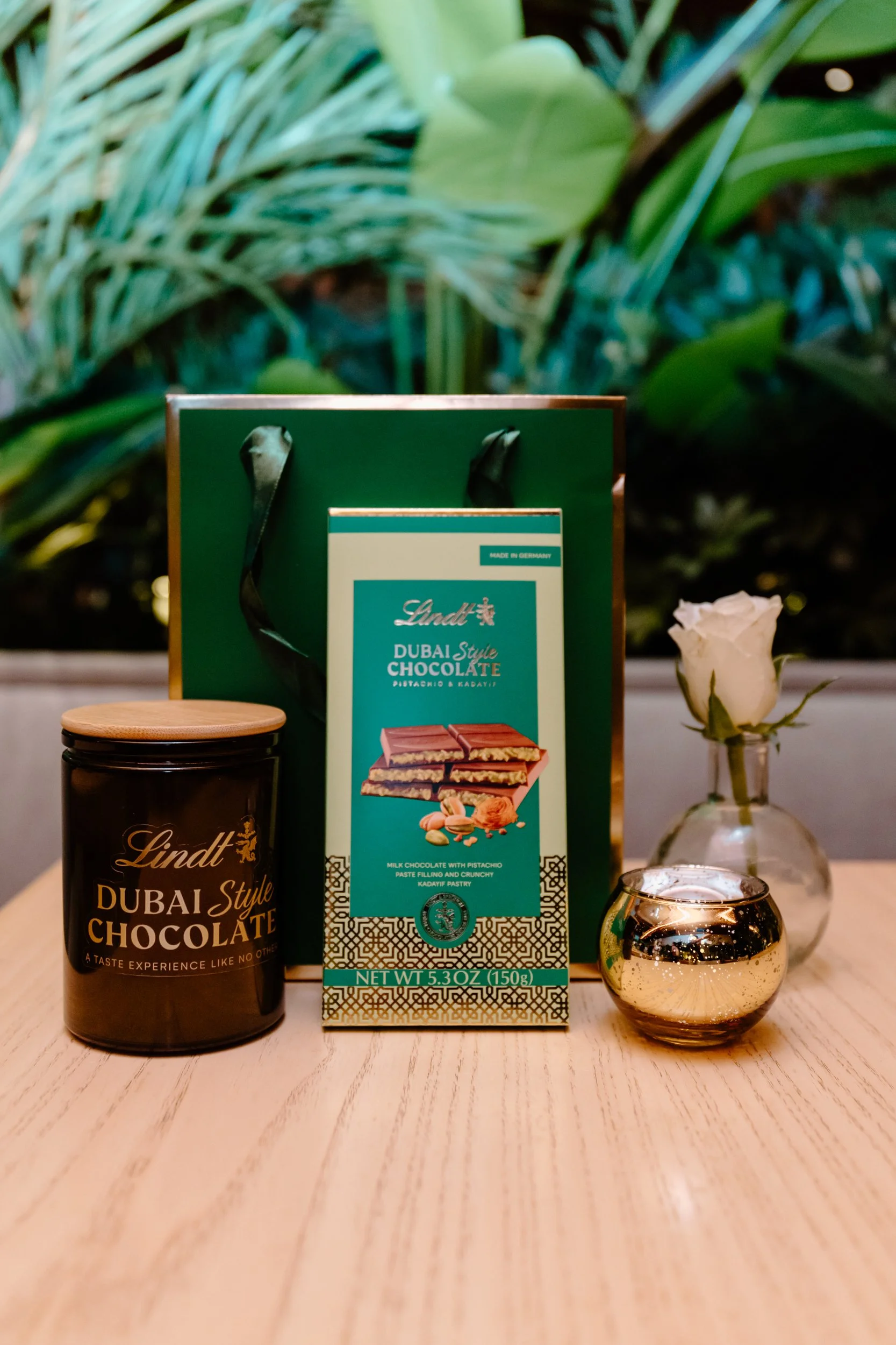 AdelineArtistry-LindtDubai-web-112.jpg