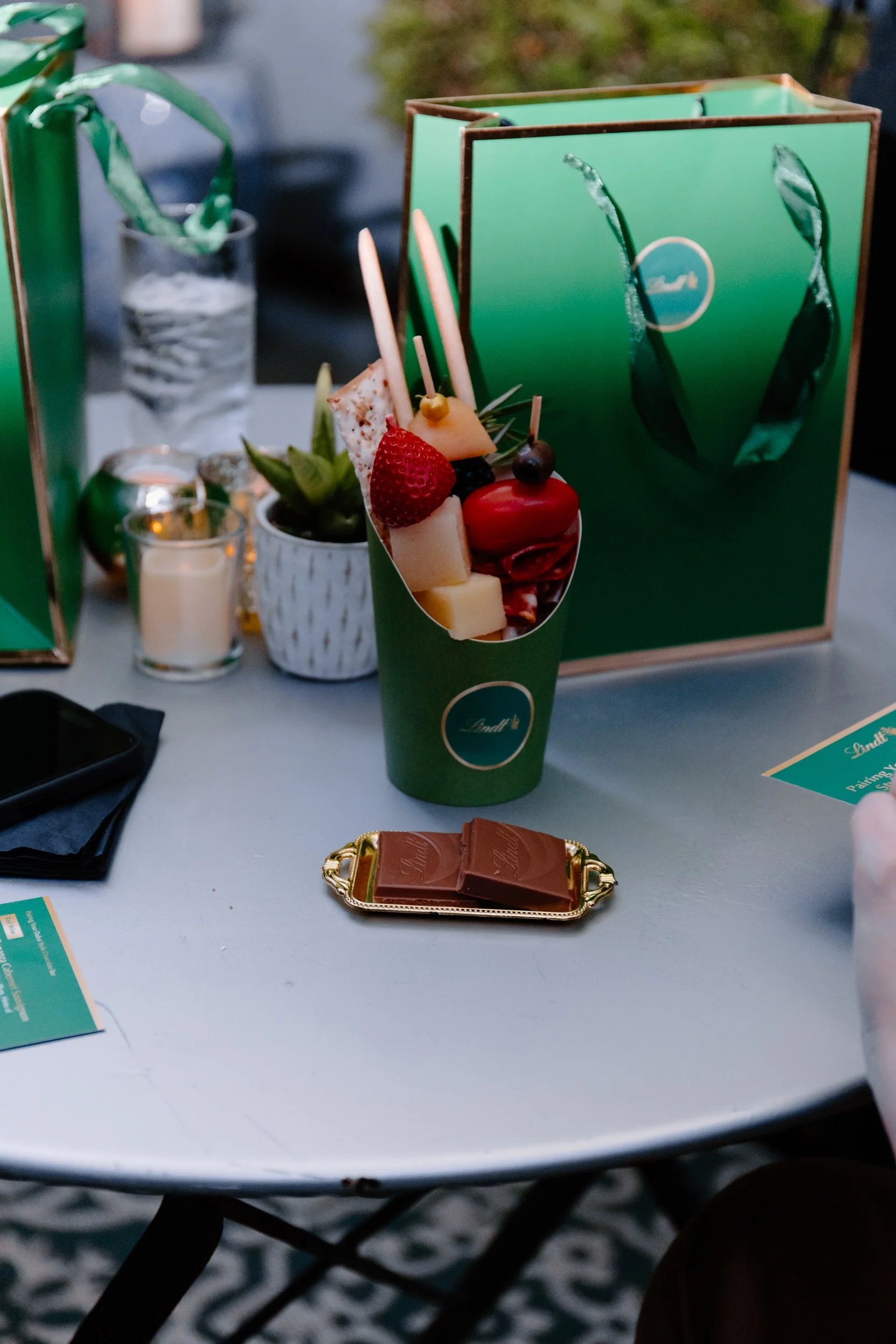AdelineArtistry-LindtDubai-web-140.jpg