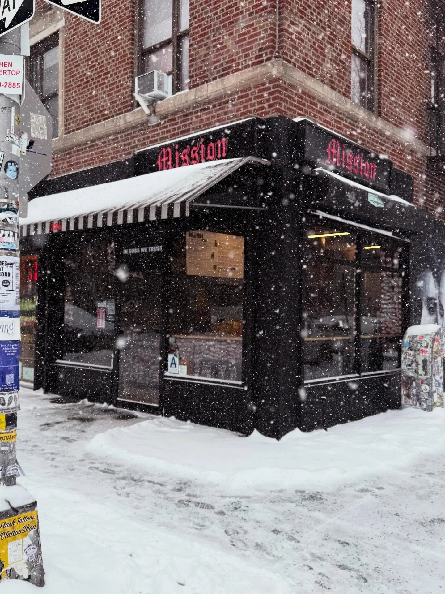 YES! WE ARE OPEN FOR THIS SNOW DAY! ❄️ ⛄️ 🥶