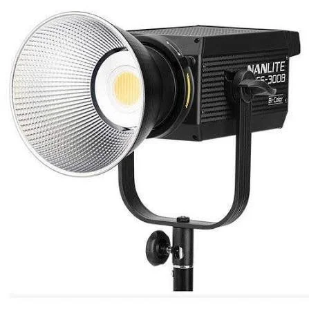 Nanlite FS300 daylight LED monolight
