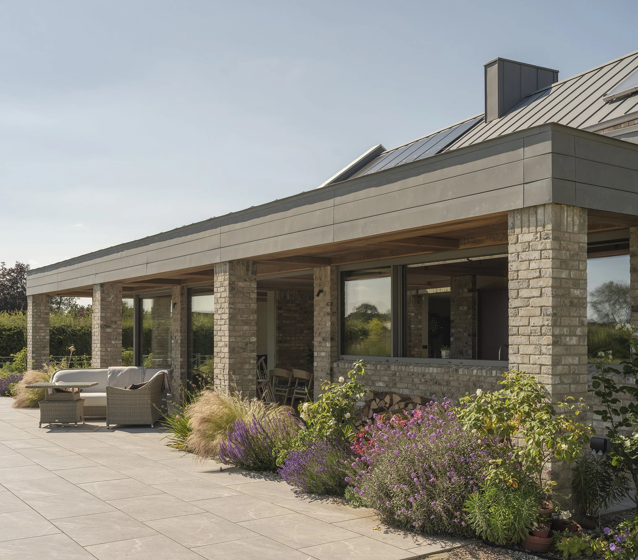 House Form_Long House_Suffolk_02.jpg