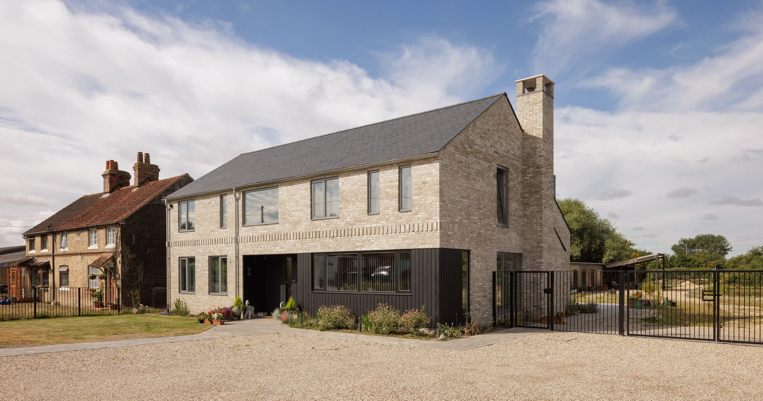 Pond House. — A Home Rooted in Nature, Cambridgeshire