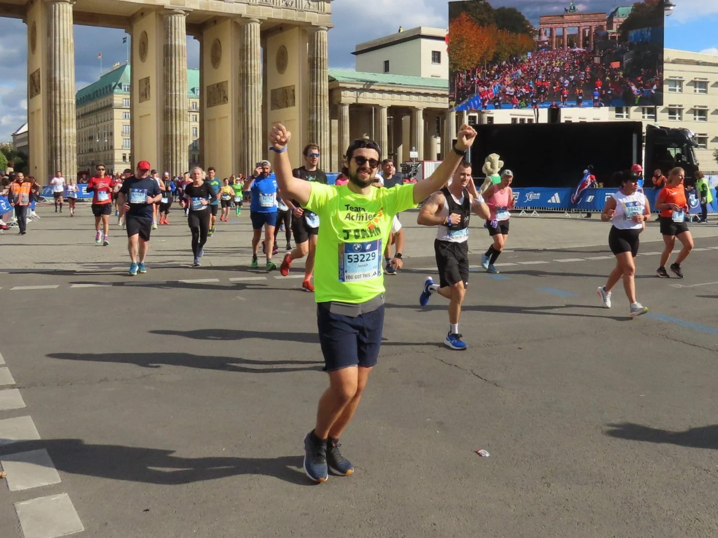 Team Achilles female charity runner