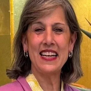 Headshot of Valeria Hartman