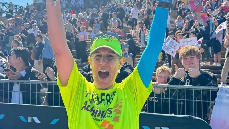 Team Achilles female charity runner