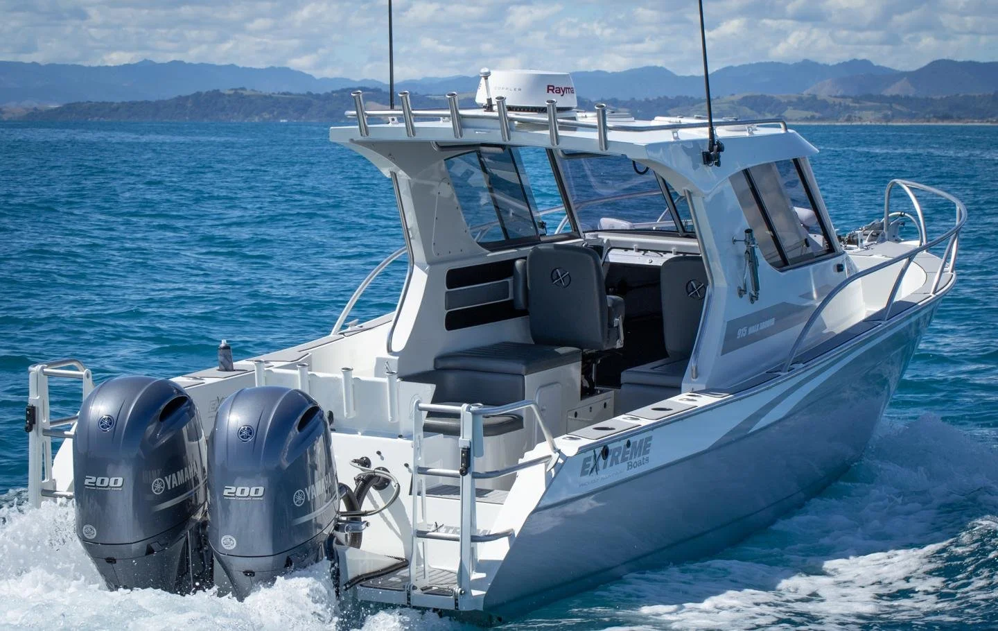 Extreme Boats 915 Walk Around