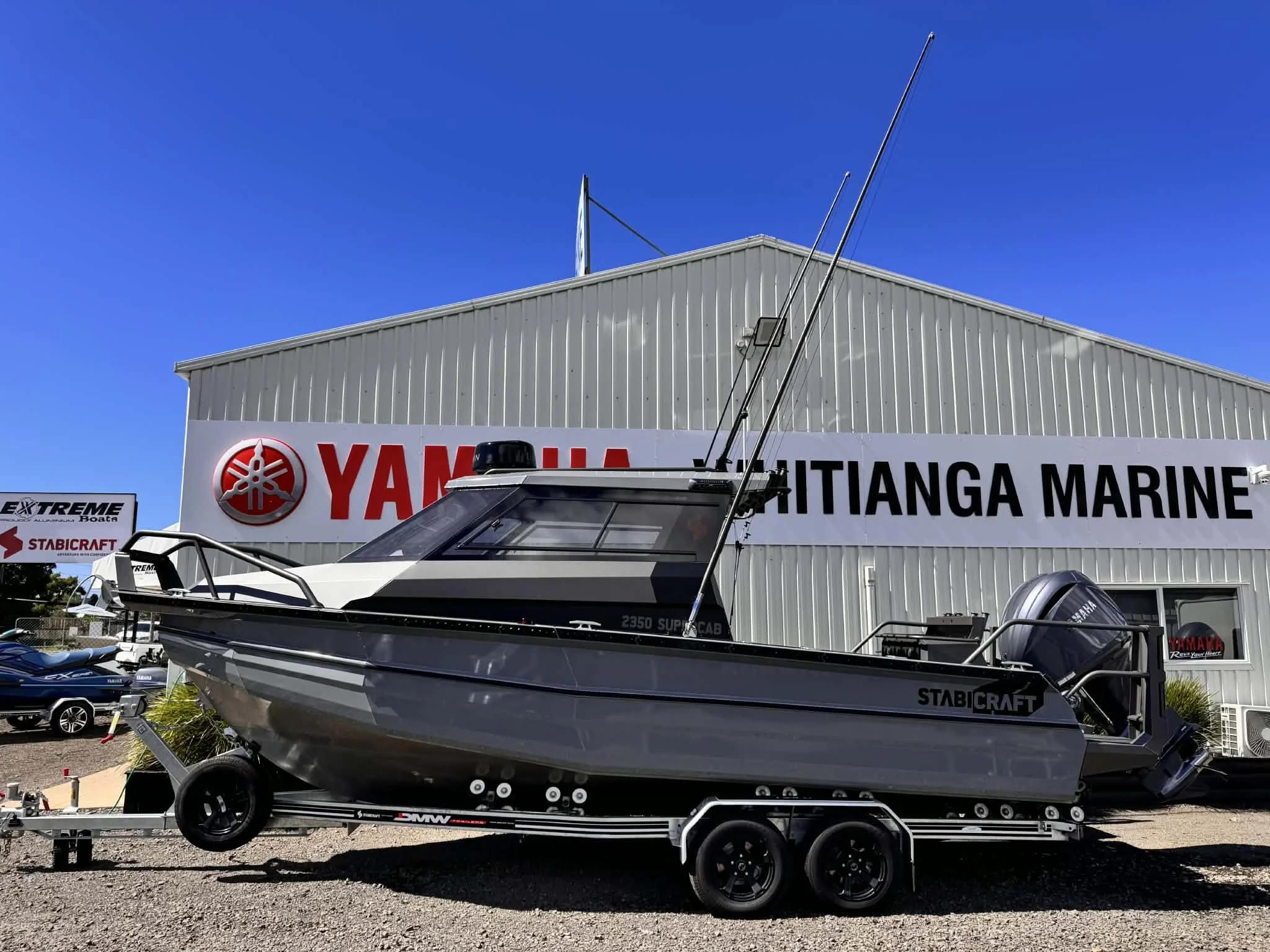 2027 STABICRAFT 2350 SUPERCAB, YAMAHA F300HP &amp; DMW TRAILER.
